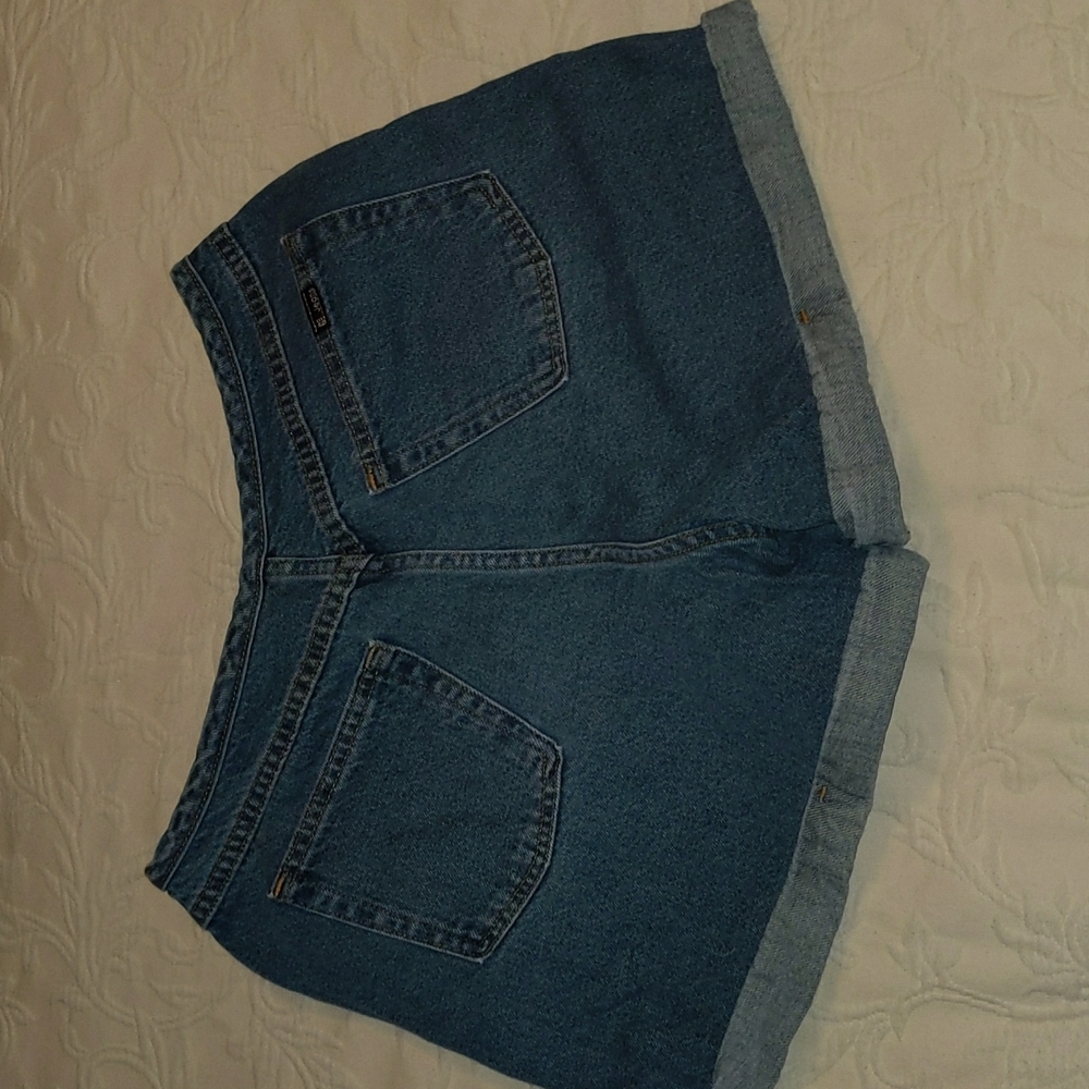 Gitano jeans shorts sz 14 women's. Button fly, mom jeans shorts, high waisted - Picture 3 of 3